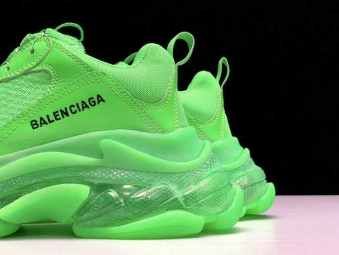 BLCG Sneaker Triple.s.Gomma "Neon Green"541624 W09OL 3801 - Image 3