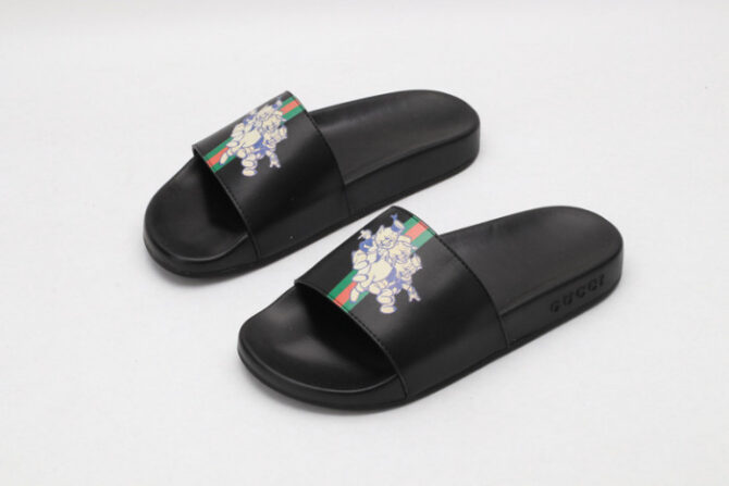 GUCC SANDALS