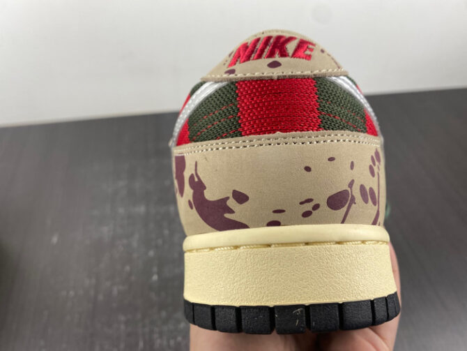 Nike SB Dunk Low Freddy Krueger 313170-202 - Image 3