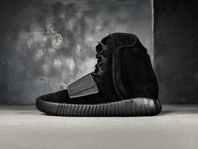 Adidas Yeezy Boost 750 Triple Black BB1839