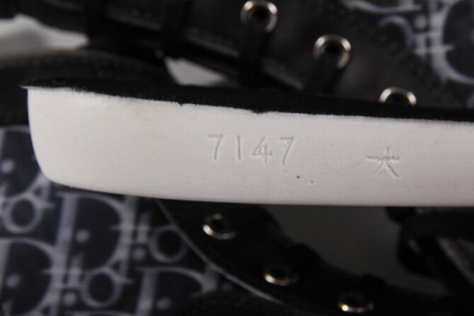 DIOR B23 Oblique Sneaker - Image 6