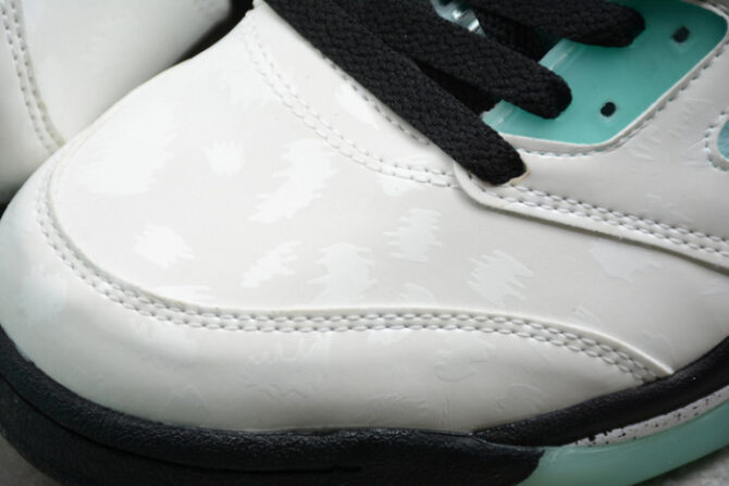 Air Jordan 5 Retro Island Green CN2932-100 - Image 5