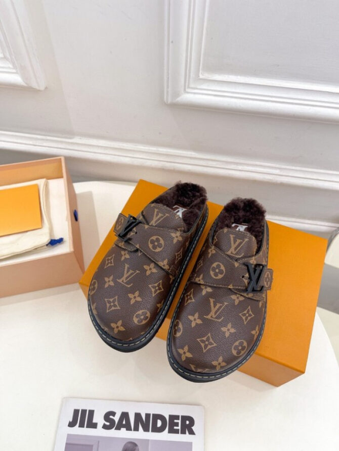 LV Cosy Mule - Image 7