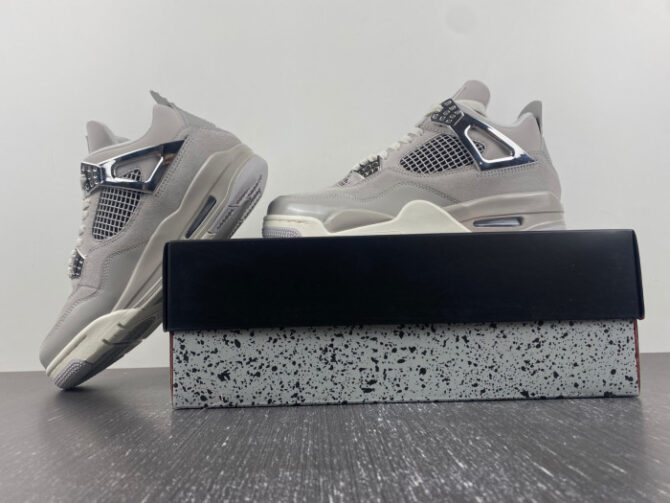 Jordan 4 Retro Frozen Moments AQ9129-001 - Image 5