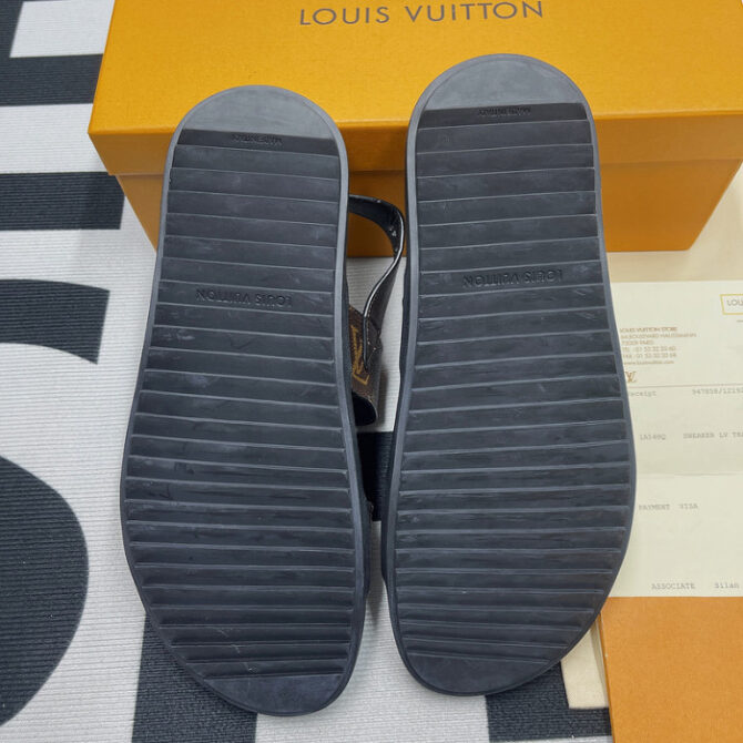 LV SLIDES - Image 8