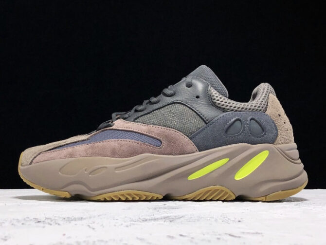 Adidas Yeezy 700 Mauve EE9614