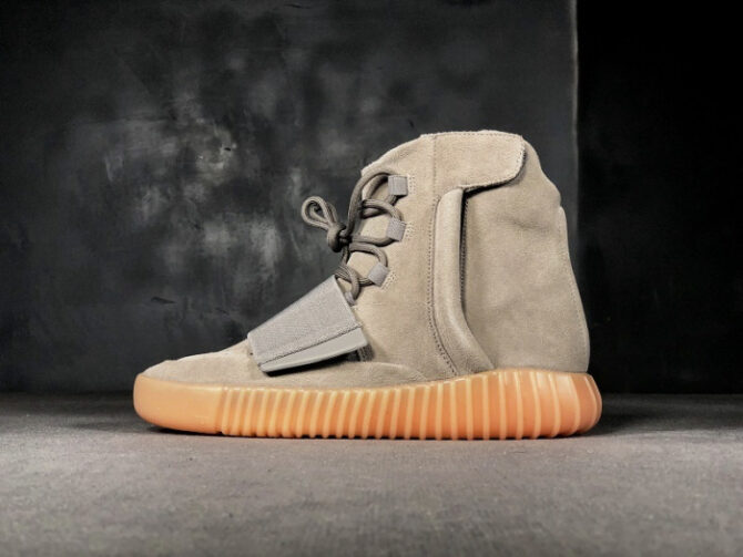 Adidas Yeezy Boost 750 Mens Light Grey Gum BB1840