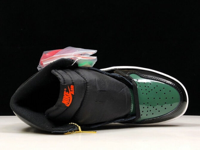SoleFly x Air Jordan 1 Retro High OG 'Art Basel' Friends and Family AV3905 038 - Image 2