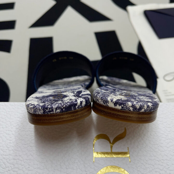 DIOR Dway Slide - Image 2