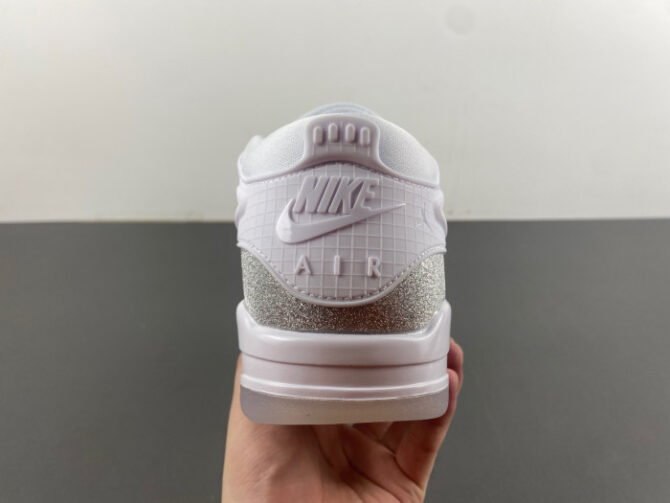 Air Jordan 4 RM Pure White HQ3441-111 - Image 2