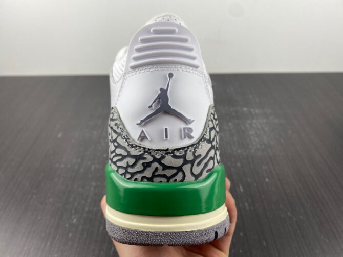 Jordan 3 Retro Lucky Green CK9646-136 - Image 2