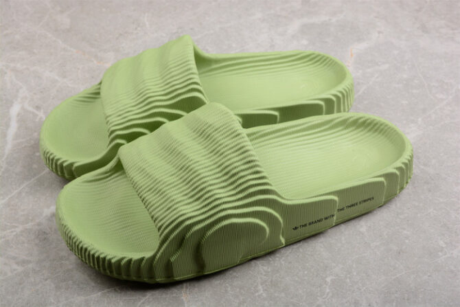 Adidas Adilette 22 Slides Magic Lime GX6946 - Image 3