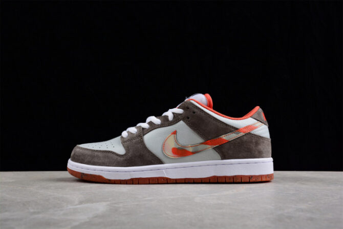 Nike SB Dunk Low Crushed D.C. DH7782-001