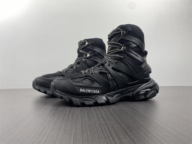 Balenciaga Track