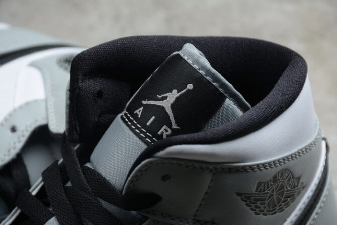 Jordan 1 Mid Light Smoke Grey 554724-092 - Image 4