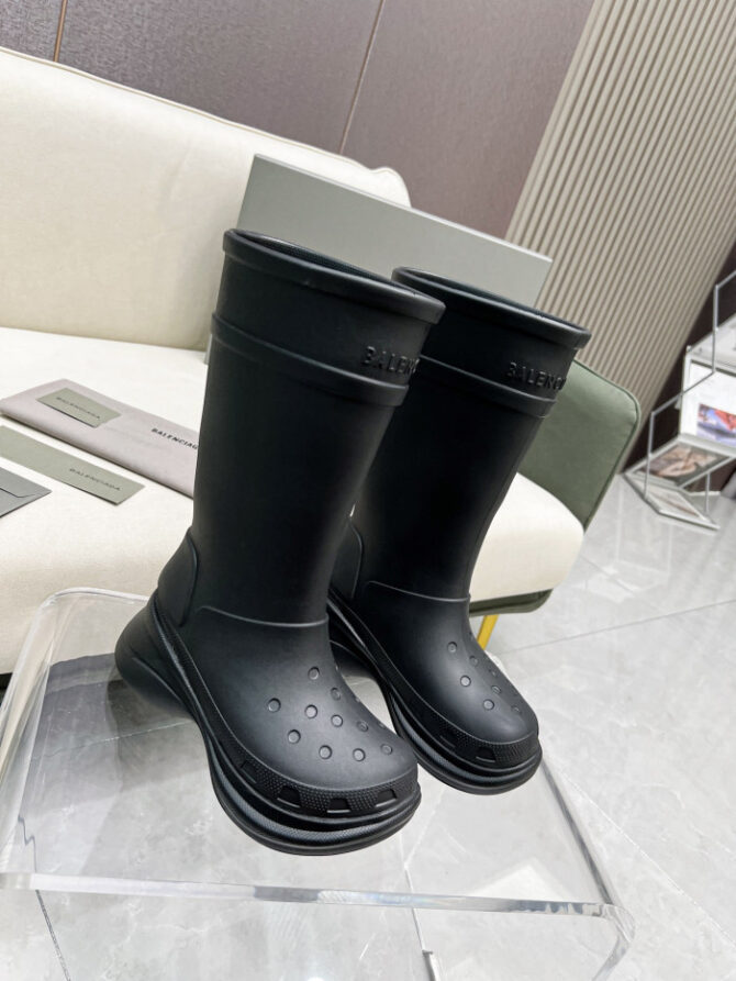 Balenciaga x Crocs Boot Black (W) 677388W1S8E1000 - Image 2