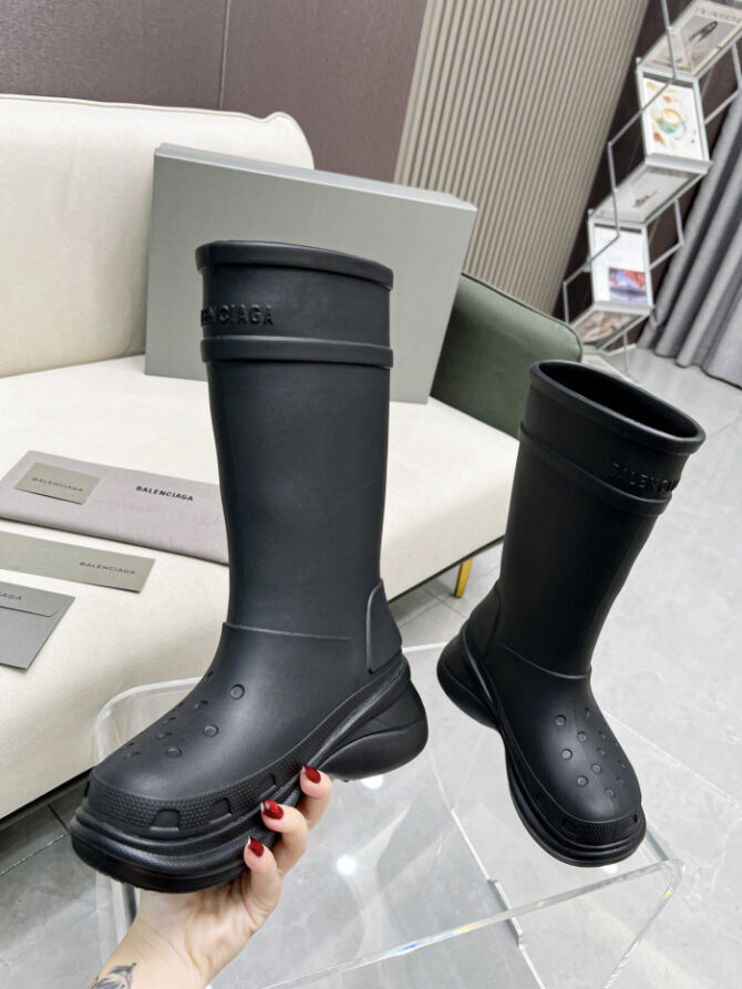 Balenciaga x Crocs Boot Black (W) 677388W1S8E1000 - Image 8