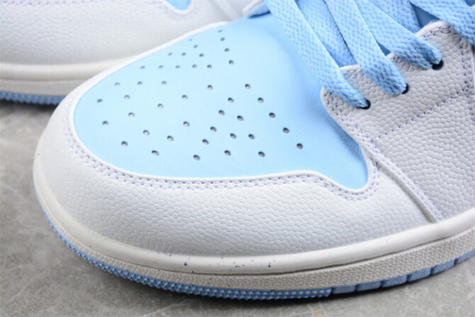 Jordan 1 Low SE Reverse Ice Blue DV1299-104 - Image 6