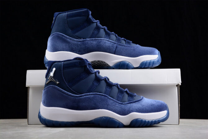 Jordan 11 Retro Midnight Navy AR0715-441 - Image 2