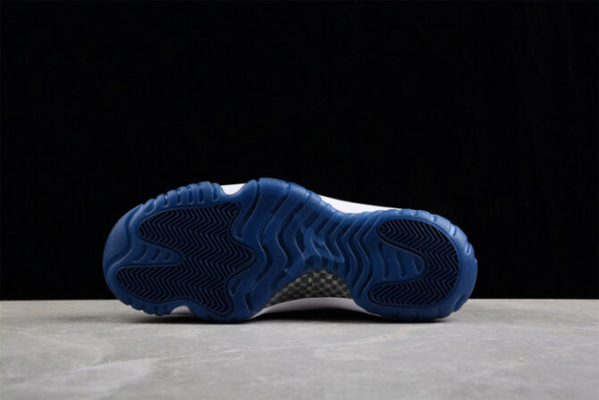 Jordan 11 Retro Midnight Navy AR0715-441 - Image 8