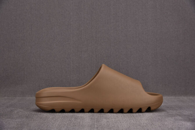 ADIDAS YEEZY SLIDE Core G55492 - Image 9