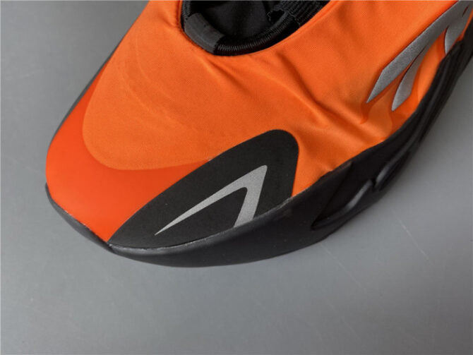 ADIDAS YEEZY BOOST 700 MNVN ORANGE - FV3258 - Image 7