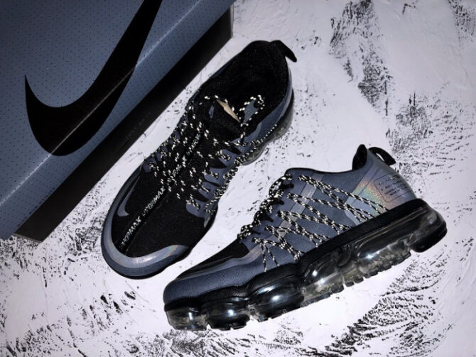 AIR VAPORMAX RUN UTILITY BLUE DUSK AQ8810-400 - Image 8