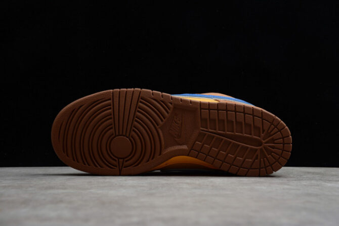 Nike SB Dunk Low Newcastle Brown Ale 313170-741 - Image 3