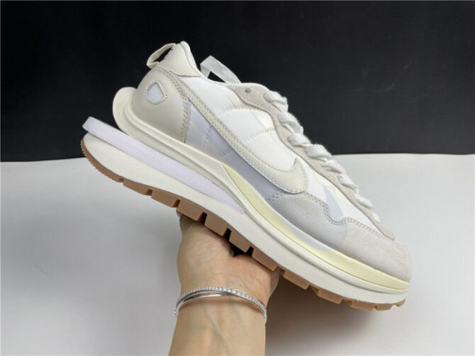 Nike Vaporwaffle Sacai Sail Gum DD1875-100 - Image 8