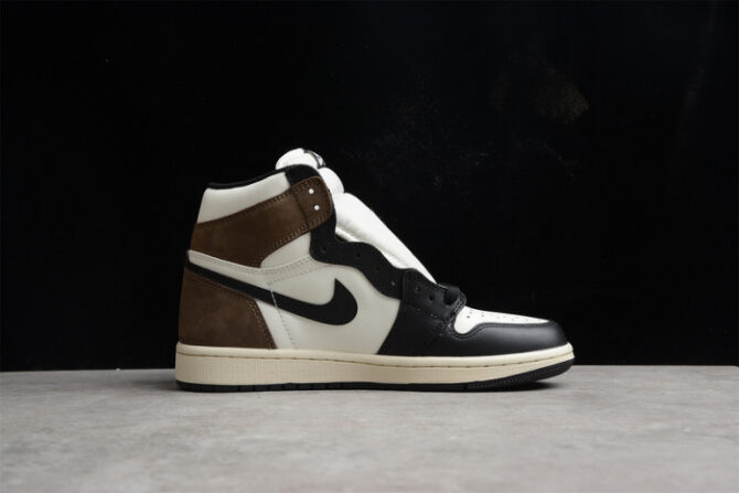 AIR Jordan 1 Retro High Dark Mocha 555088-105 - Image 3