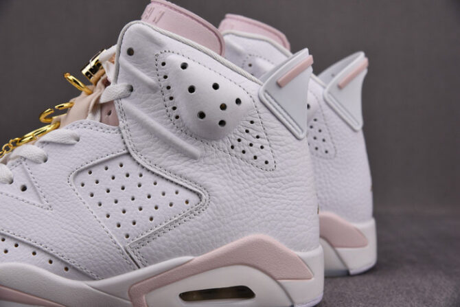 Air Jordan 6 Retro Gold Hoops DH9696-100 - Image 5