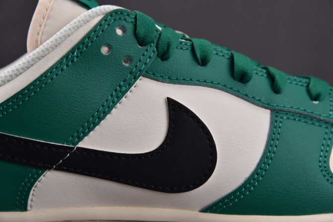 Nike Dunk Low SE Lottery Pack Malachite Green DR9654-100 - Image 9