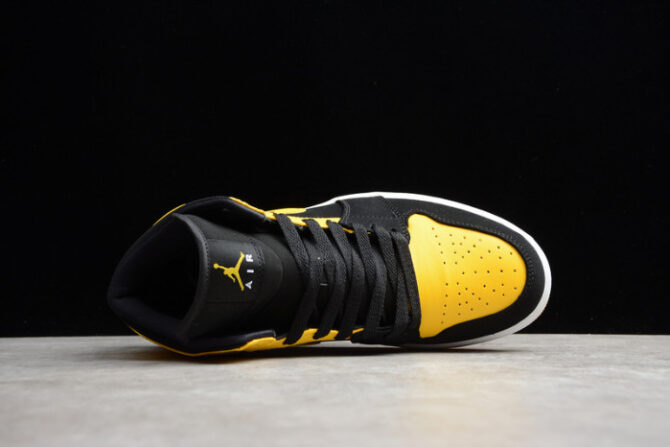 Jordan 1 Retro Mid New Love (2017) 554724-035 - Image 5