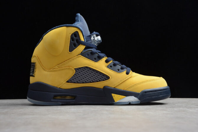 Air Jordan 5 'Michigan' CQ9541-704 - Image 6