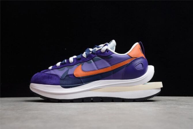 Nike Vaporwaffle sacai Dark Iris DD1875-500