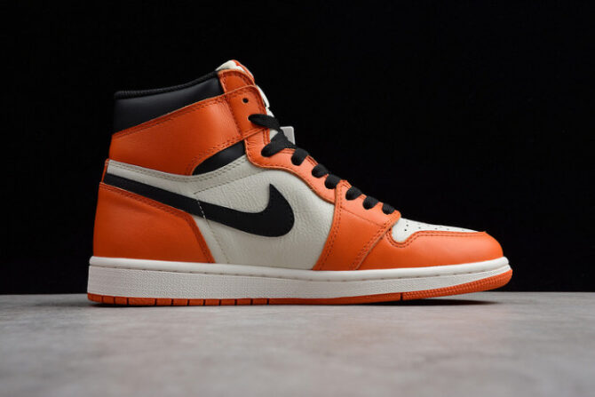 Air Jordan 1 Retro High OG “Reverse Shattered Backboard” 555088-113 - Image 2