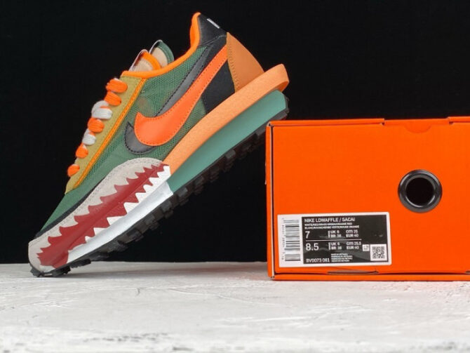 Nike LD Waffle sacai Big Shark BV0073-081 - Image 4