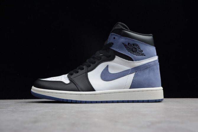 AIR JORDAN 1 RETRO HIGH OG “BLUE MOON” 555088-115