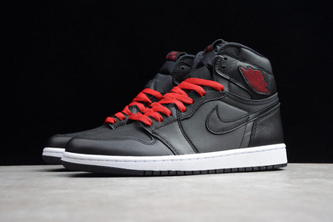 Air Jordan 1 Black Satin Gym Red 555088-060 - Image 3