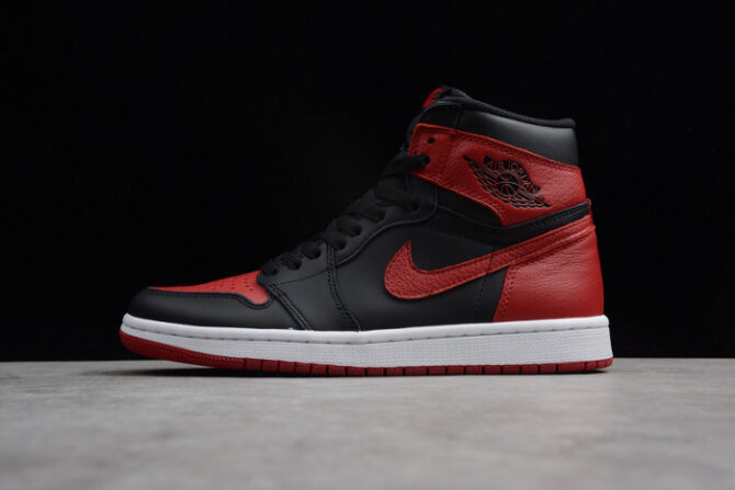 Air Jordan 1 Retro High OG Banned Bred Black Red 555088-001