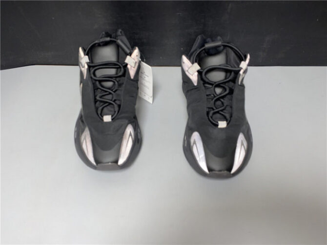 ADIDAS YEEZY BOOST 700 MNVN TRIPLE BLACK - FV4440 - Image 7