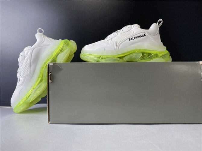 BLCG Sneaker Triple.s.Gomma Fluorescent White 544351 W09O1 0828 - Image 5