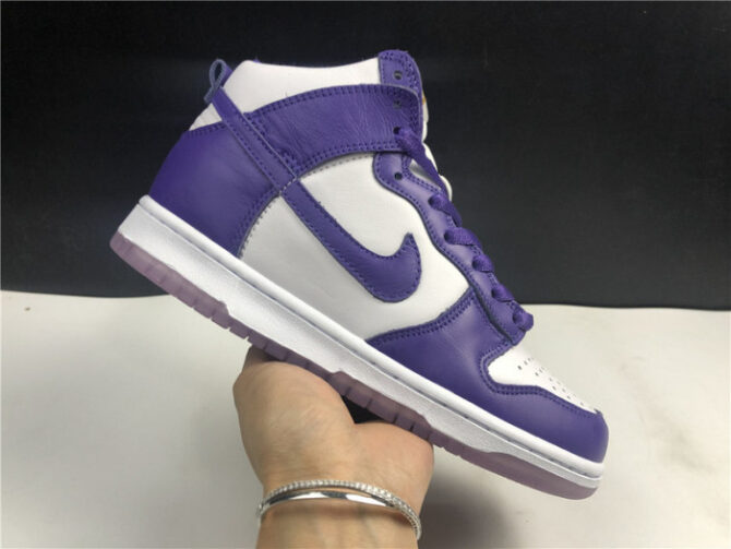 Nike Dunk High SP Varsity Purple (W) DC5382-100 - Image 3