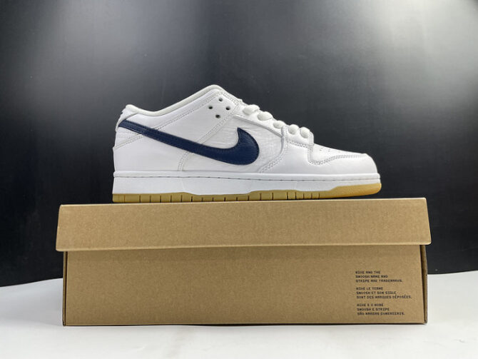 Nike SB Dunk Low Orange Label White Navy CZ2249-100 - Image 4