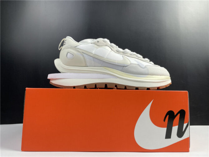 Nike Vaporwaffle Sacai Sail Gum DD1875-100 - Image 6