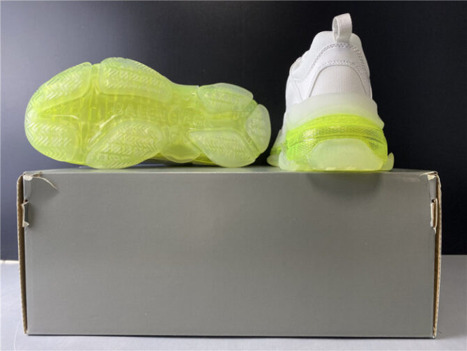 BLCG Sneaker Triple.s.Gomma Fluorescent White 544351 W09O1 0828 - Image 2