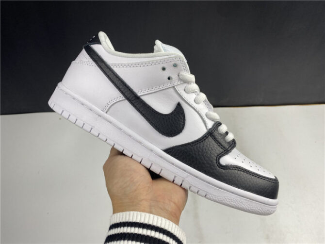 Nike SB Dunk Low Yin Yang 313170-023 - Image 9