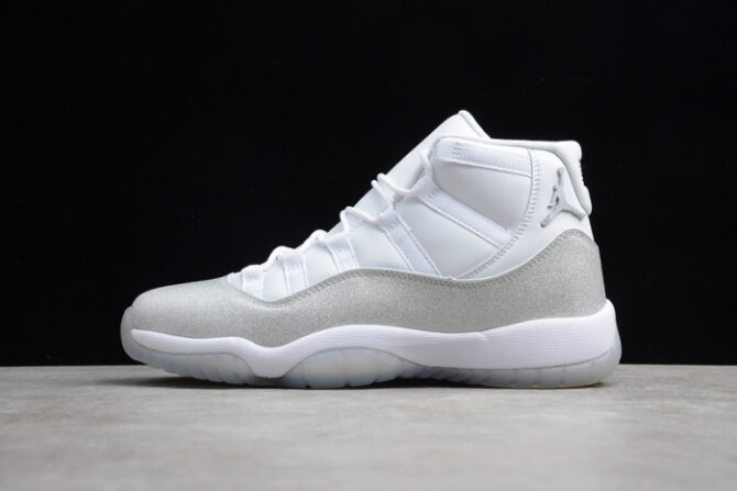 Air Jordan 11 WMNS White Metallic SilverVast Grey AR0715-100