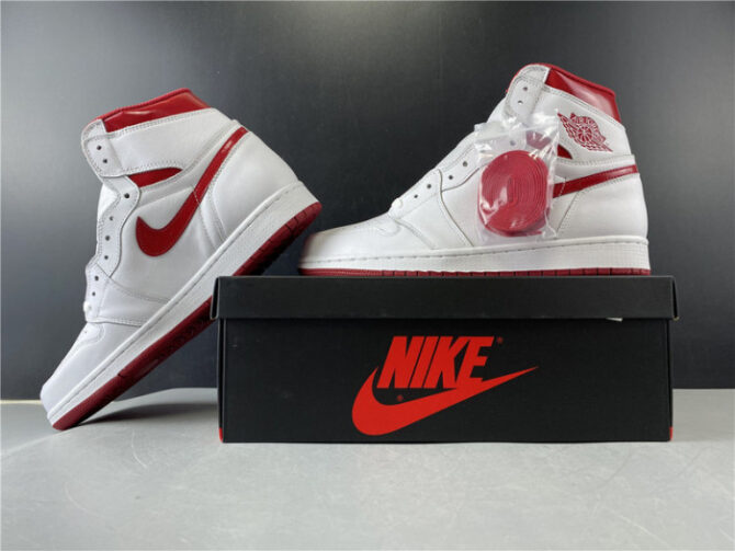 AIR Jordan 1 Retro Metallic Red (2017) 555088-103 - Image 4