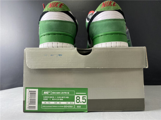 Nike Dunk SB Low Heineken 304292-302 - Image 3